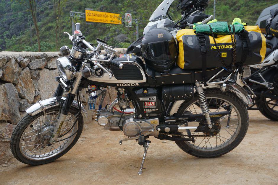 Chuẩn Bị Công Nghệ Trước Chuyến Ha Giang 4 Days Motorbike Tour