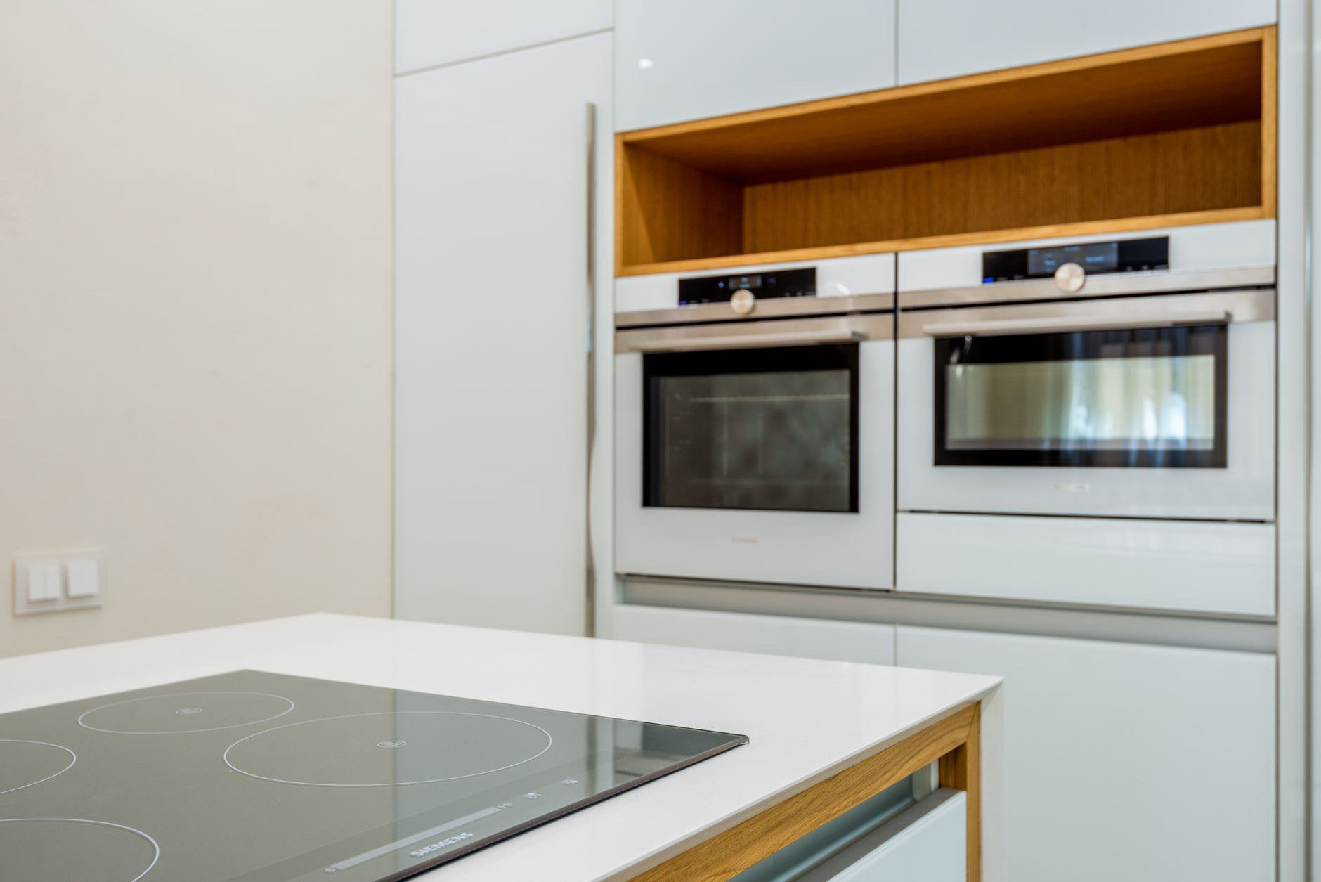 Ứng dụng AI cho phòng sale: Tự động hóa chốt đơn đa kênh Ứng dụng AI cho phòng sale: Tự động hóa chốt đơn đa kênh